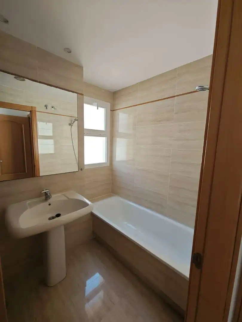 Bany de Pis en venda en Vélez-Málaga amb Piscina