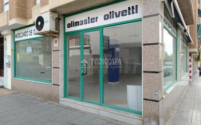 Premises for sale in  Almería Capital