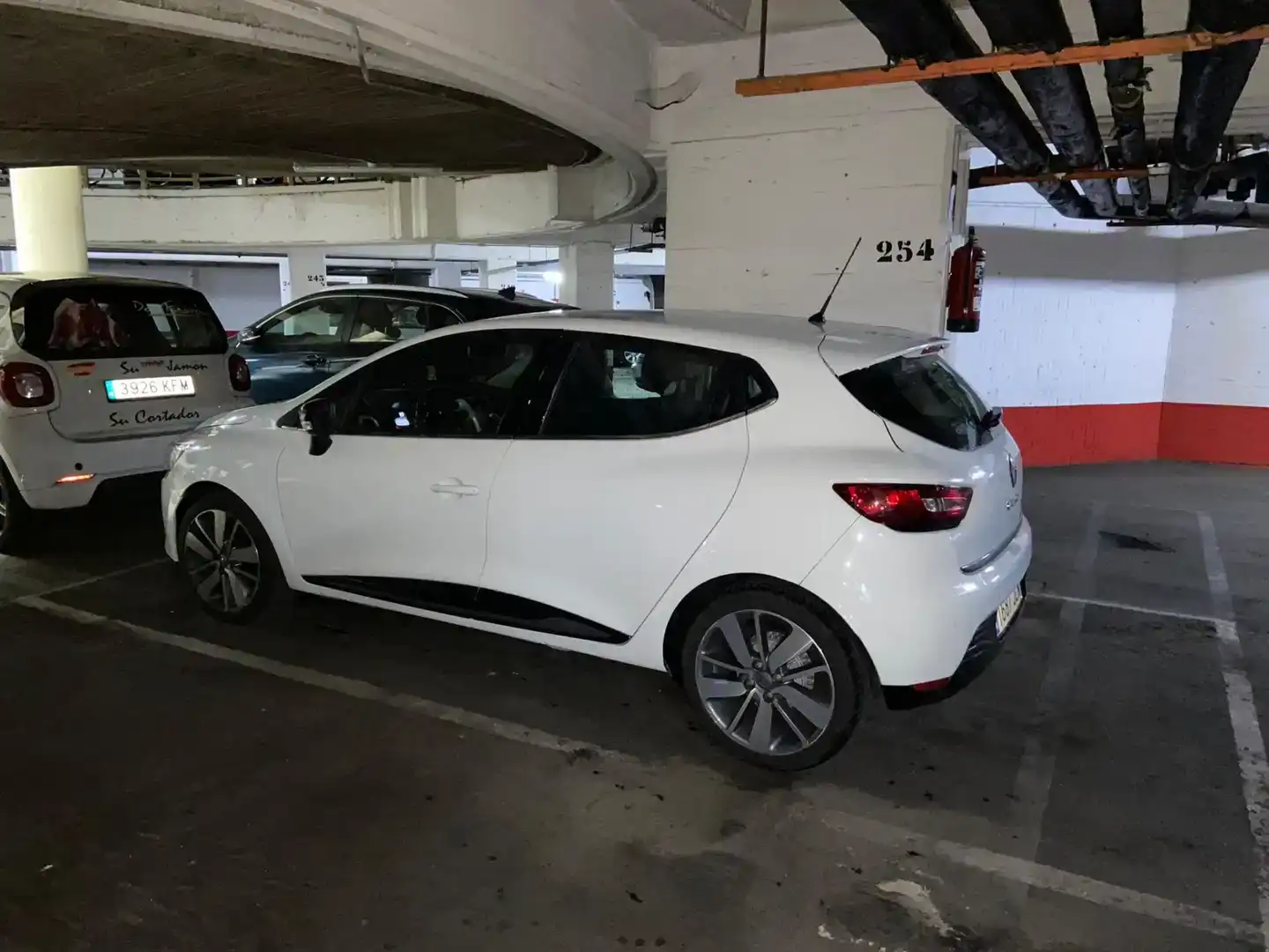 Parking of Garage for rent in Centro