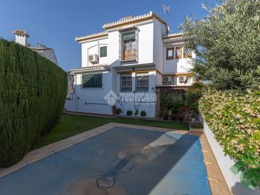 Casa en venda a El Chaparral - Villas Blancas