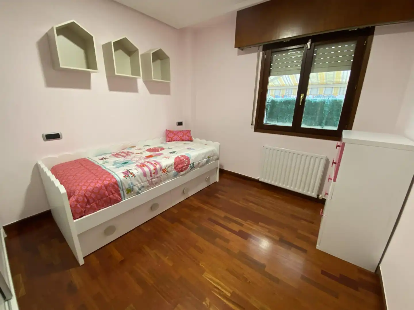 Habitación de Piso en venta en Leioa con Calefacción, Jardín privado y Terraza