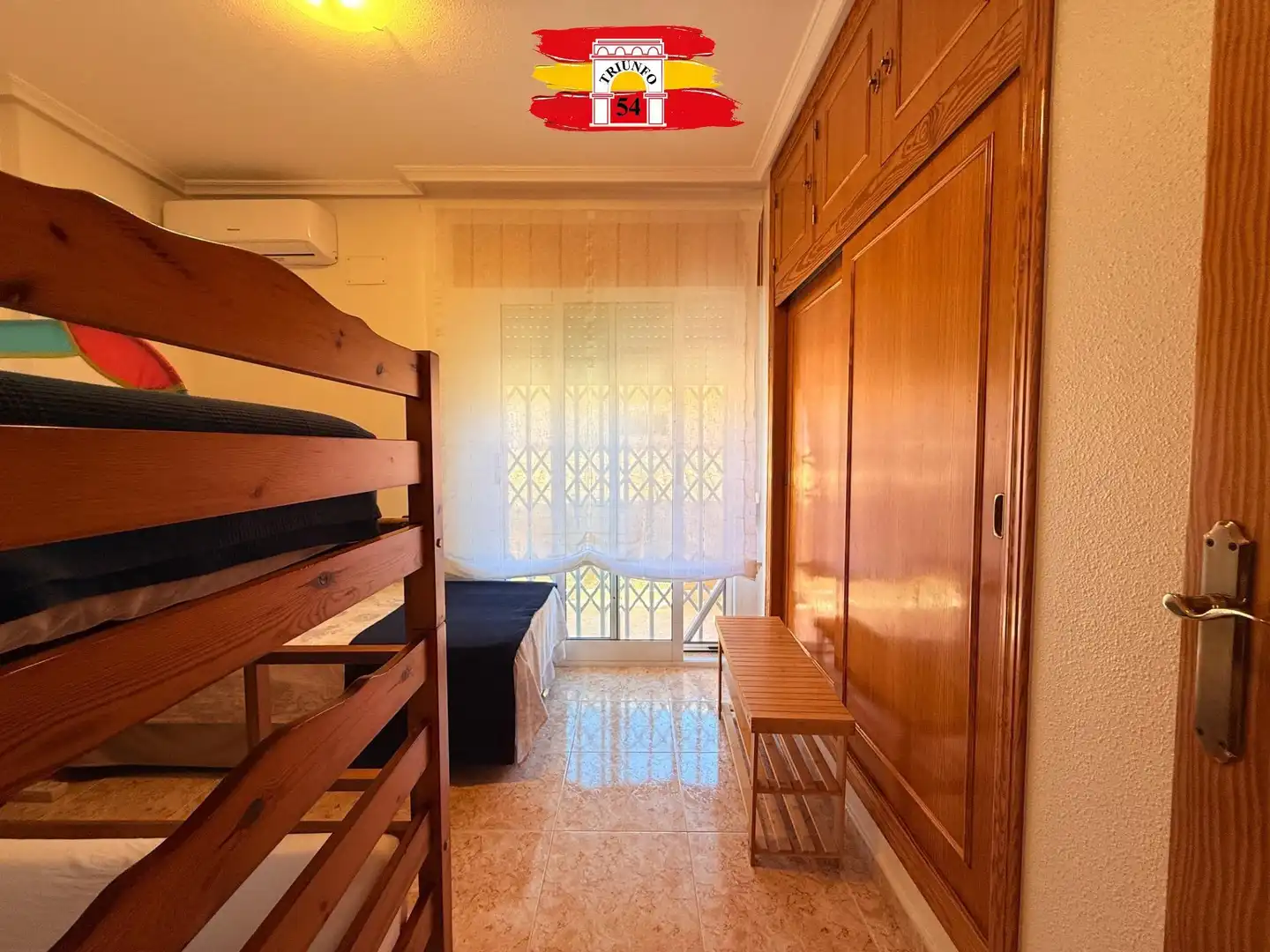 Habitación de Casa o chalet en venta en Pilar de la Horadada con Aire acondicionado, Jardín privado y Amueblado