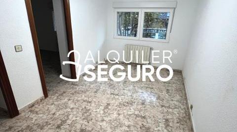 Foto 2 de Pis de lloguer a Santo Angel, Sudeste Industrial, Madrid