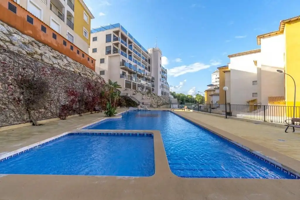 Apartment with terrace for sale in Calle Jacinto Verdaguer-Campoamor, imagen 5