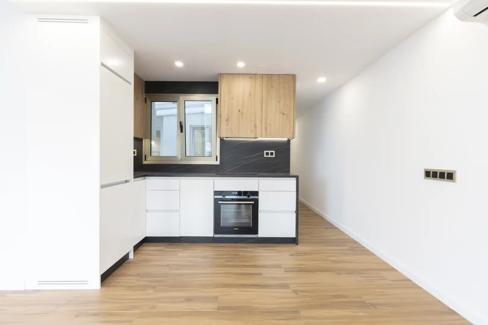 Piso con piscina en venta en C. Herrador, 23, imagen 3