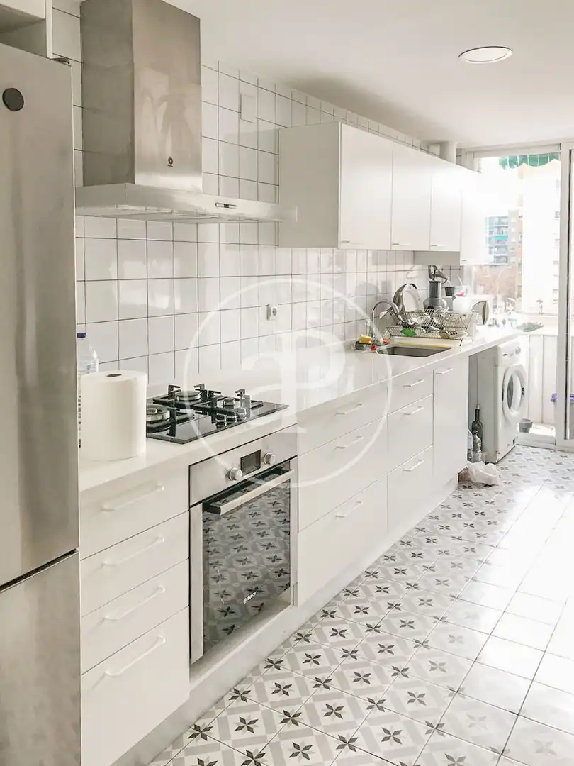 Küche von Wohnung zur Miete in Valencia mit Klimaanlage, Heizung und Möbliert