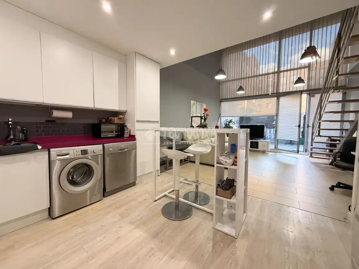 Kitchen of Flat for sale in Madrid  with Air Conditioner, Heating and Alarm