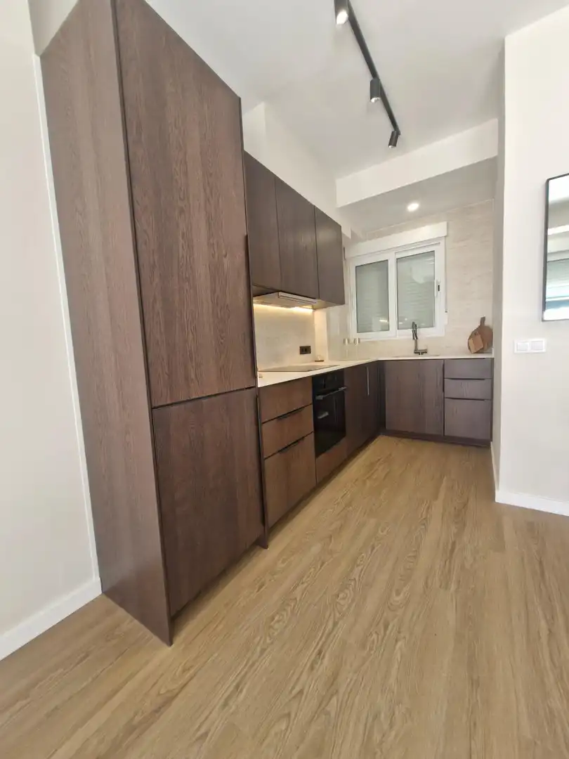 Cuina de Apartament en venda en Valencia amb Aire condicionat, Terrassa i Traster