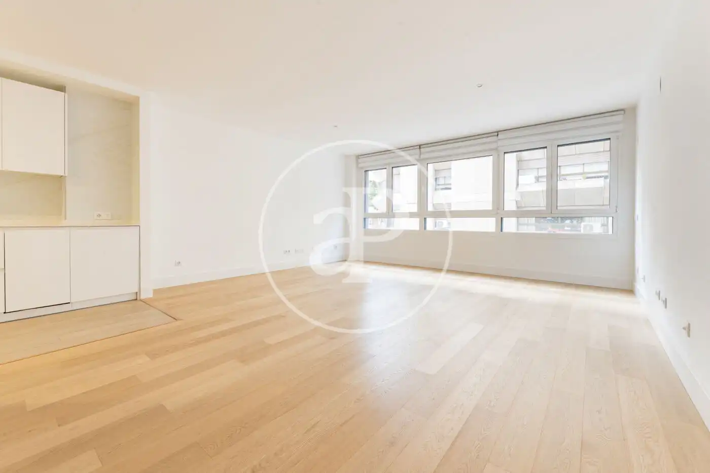 Vista exterior de Piso en venta en  Madrid Capital con Aire acondicionado, Calefacción y Jardín privado