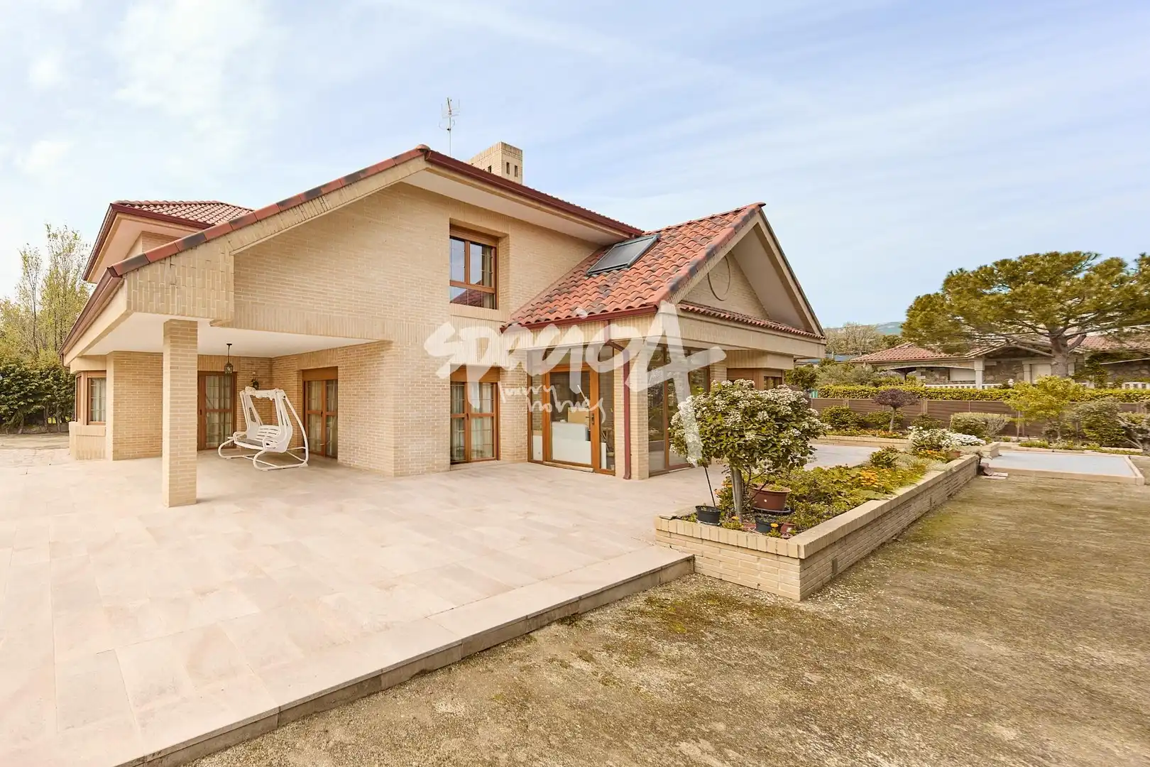 Vista exterior de Casa o xalet en venda en El Escorial amb Calefacció, Jardí privat i Terrassa