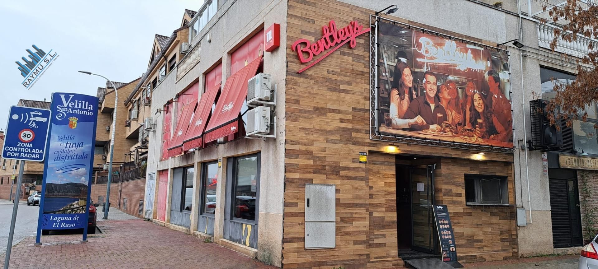 Local de alquiler en Avenida de la Ilustración