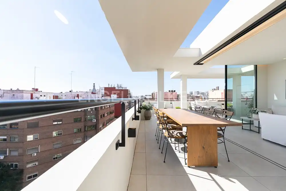 Terrace of Attic for rent in Valencia  with Air Conditioner, Heating and Terrace