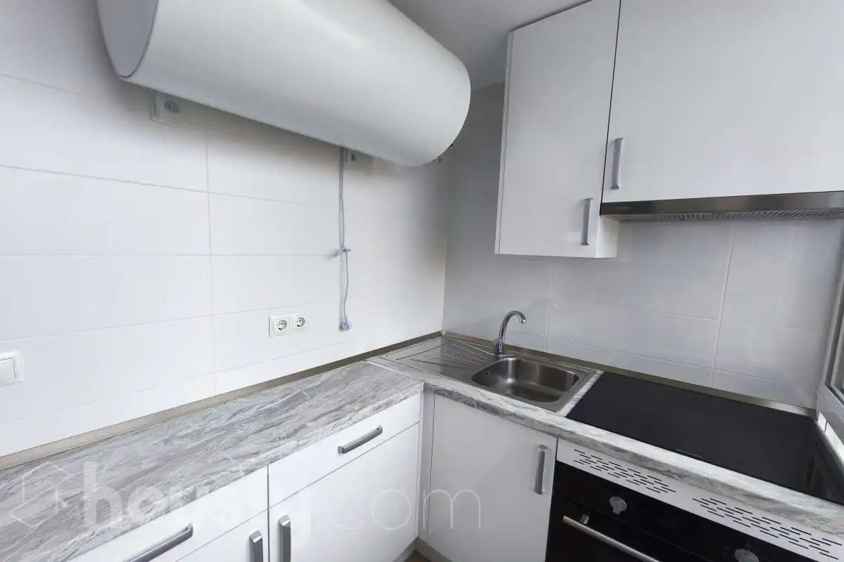 Flat for rent in Calle de Lima, La Avanzada - La Cueva
