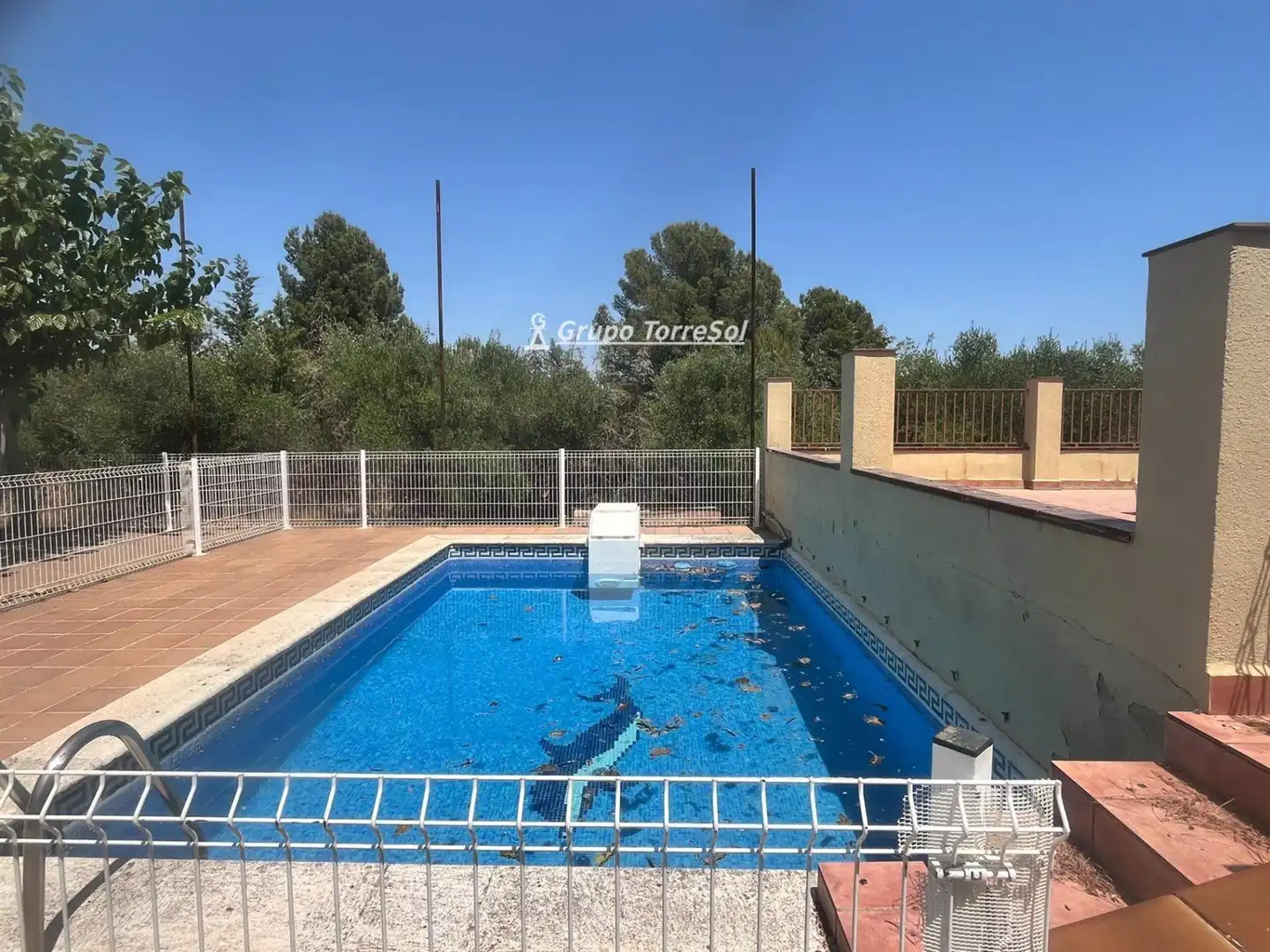 Chalet con piscina en venta en POLíGONO 7 PARAJE 65 JUNTO A CAL DENTISTA
