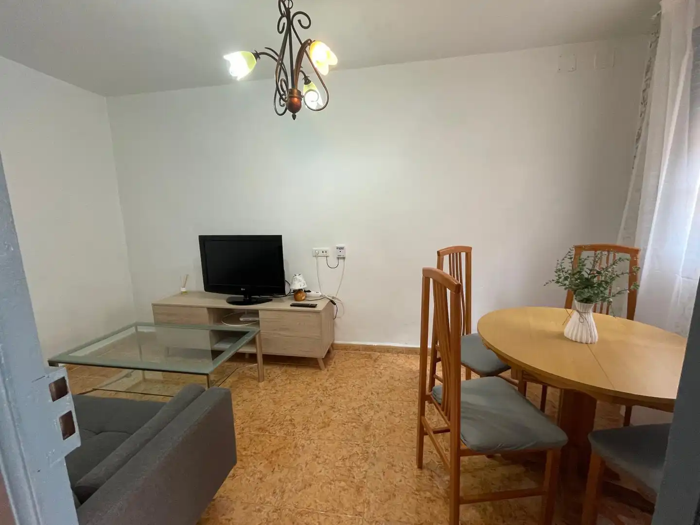 Maison mitoyenne avec jardin à louer à Calatorao, imagen 4