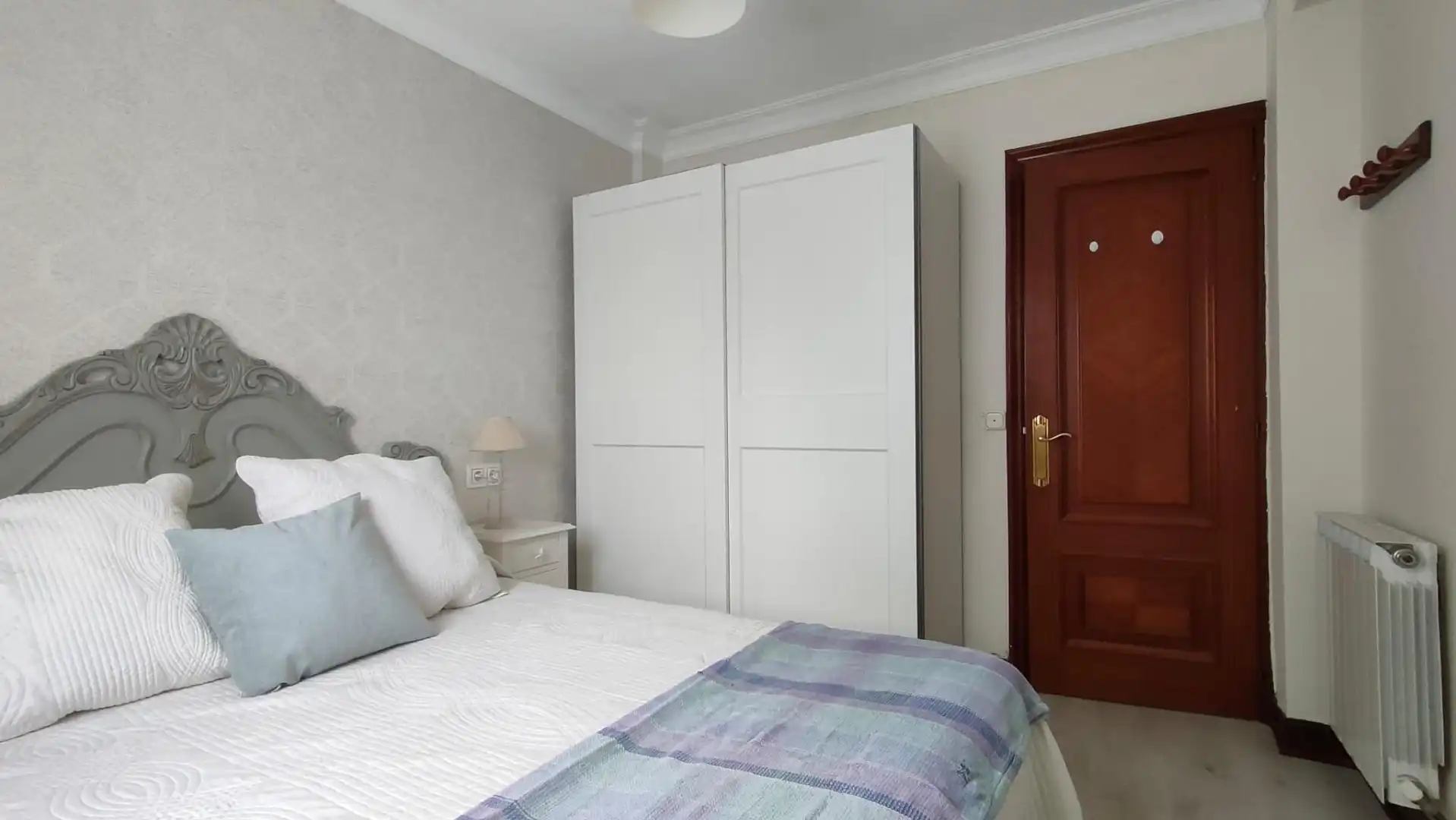 Habitación de Piso de alquiler en Donostia - San Sebastián  con Calefacción y Balcón