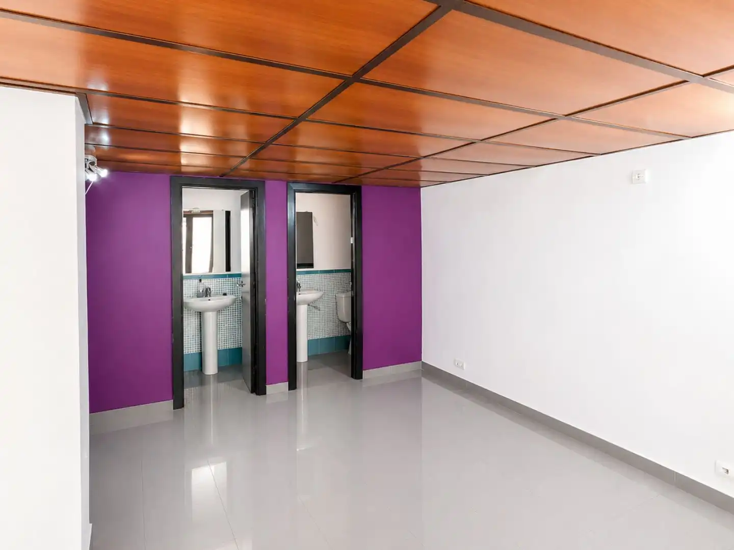 Office for rent in Calle Marina, 20, Centro
