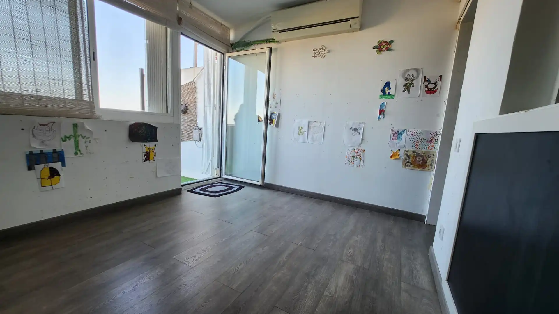 Dormitori de Àtic en venda en Barcelona amb Aire condicionat, Calefacció i Terrassa