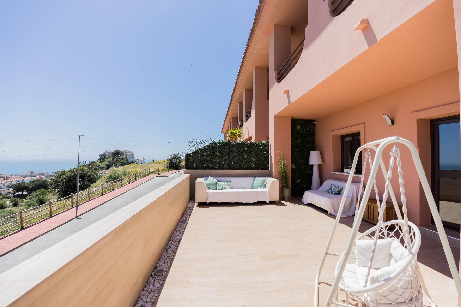 Terrace of Single-family semi-detached for sale in Benalmádena  with Terrace, Storage room and Balcony