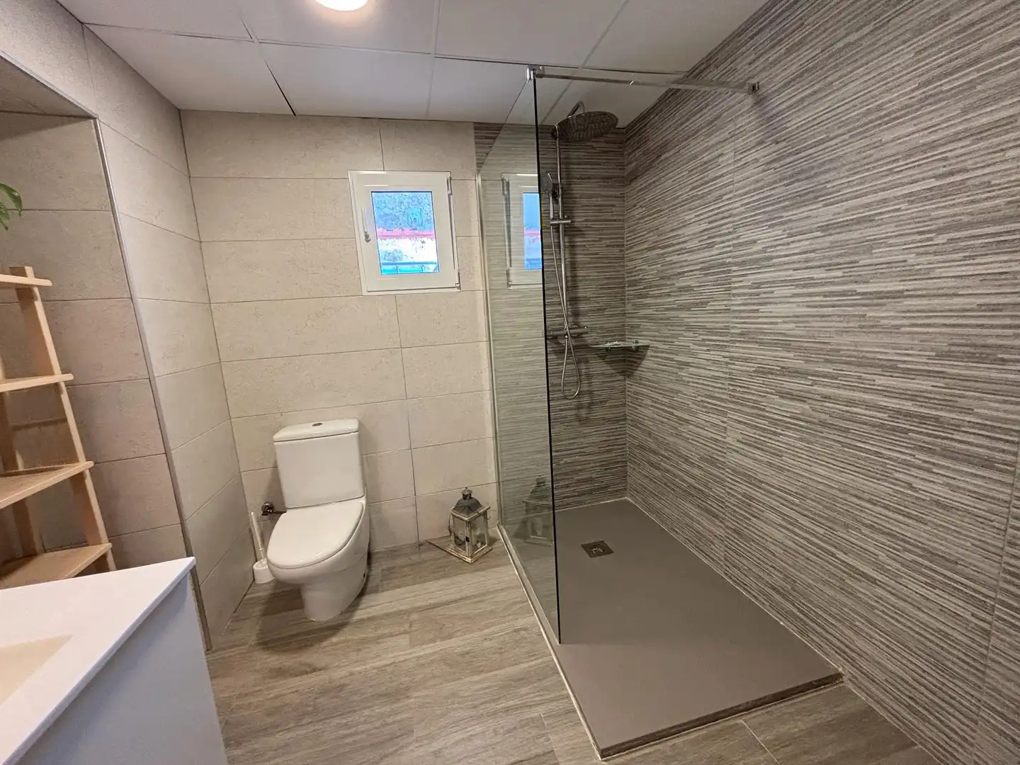 Baño de Casa o chalet en venta en Alicante / Alacant con Aire acondicionado, Jardín privado y Terraza
