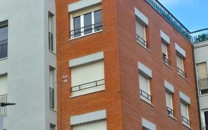Exterior view of Flat for sale in Terrassa  with Heating and Furnished