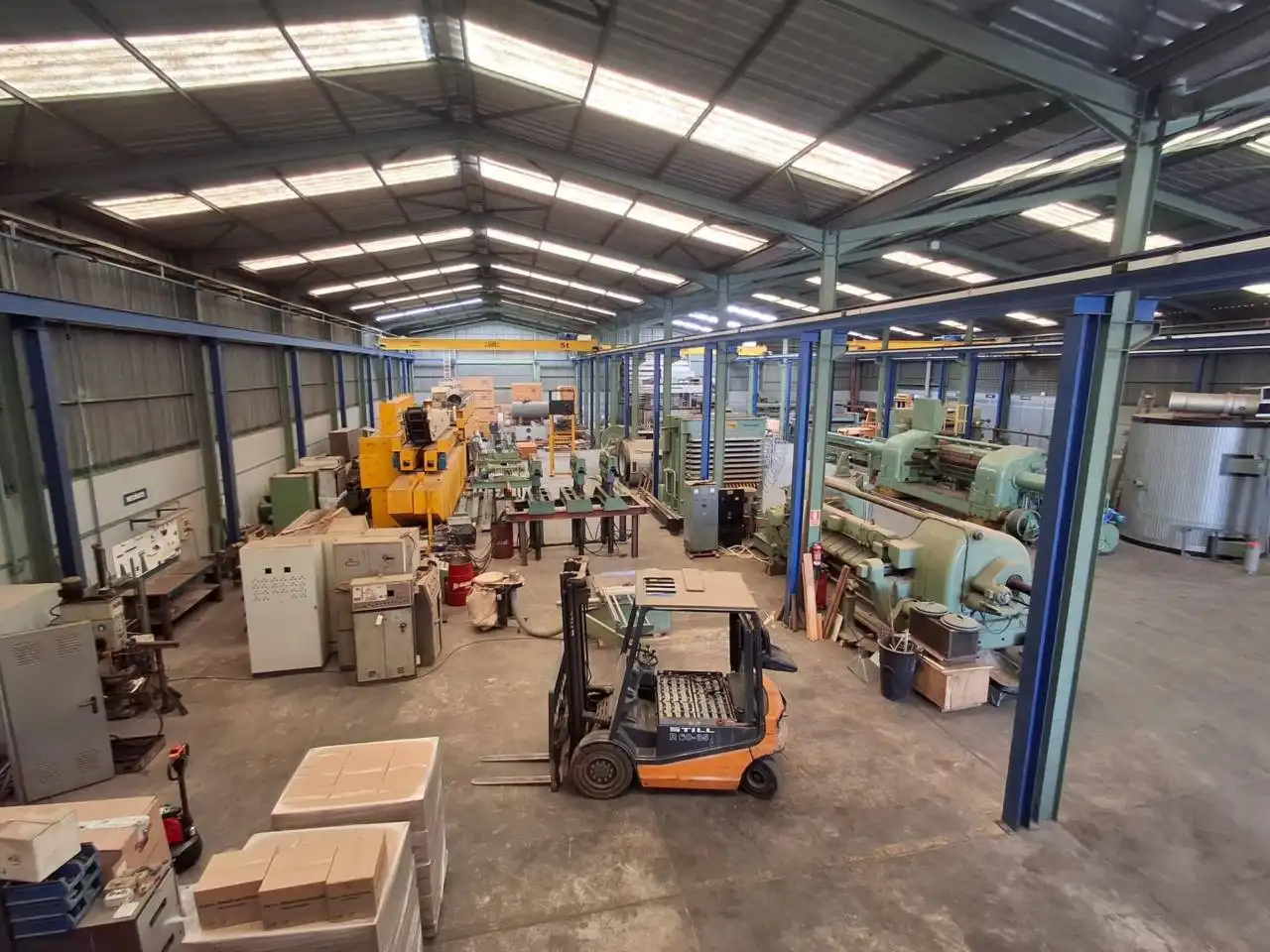 Industrial buildings for rent in Sollana