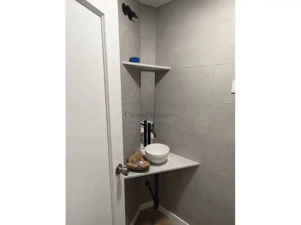 Bathroom of Flat for sale in Dénia