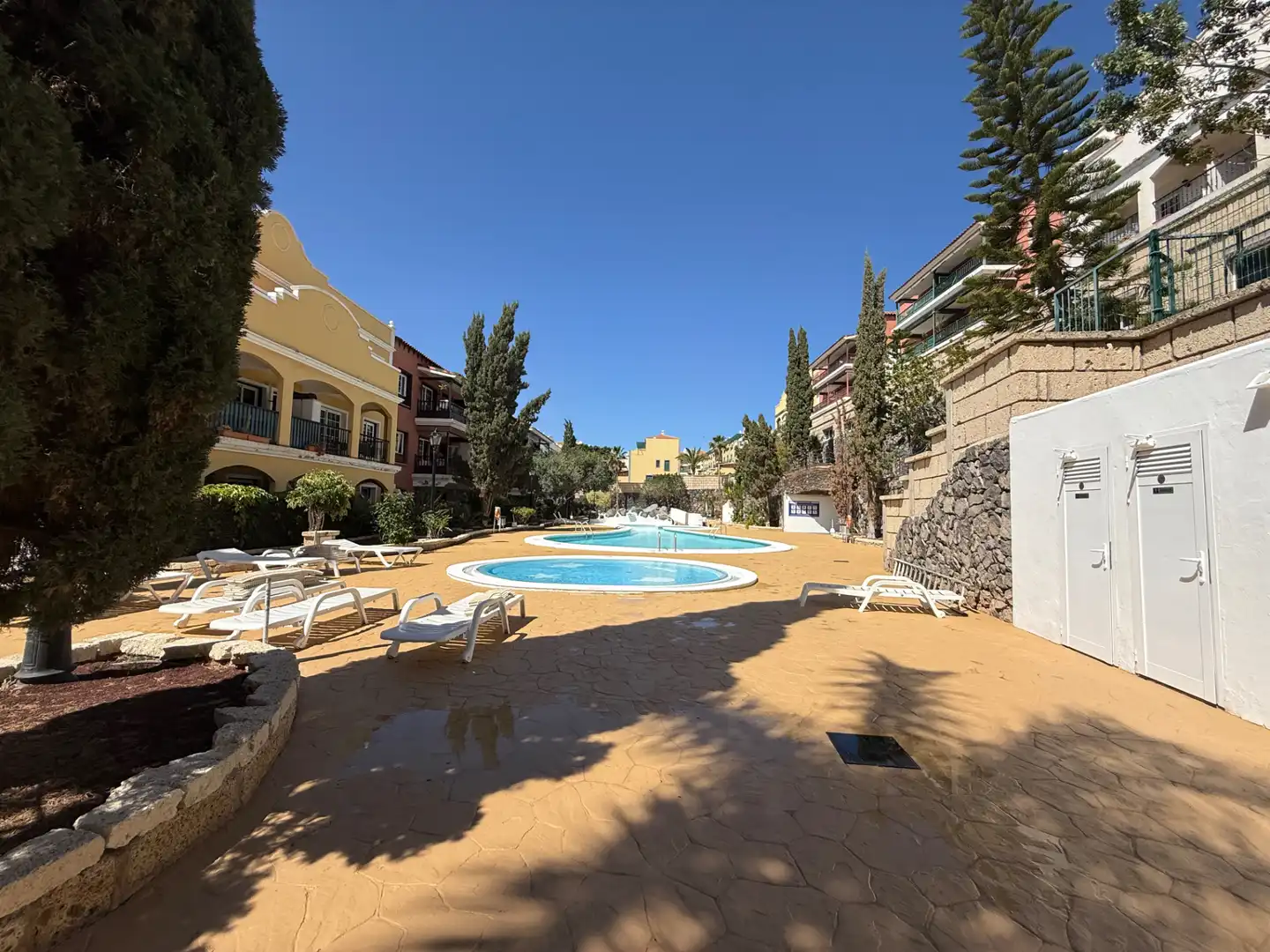 Piscina de Piso en venta en San Miguel de Abona con Terraza, Trastero y Amueblado