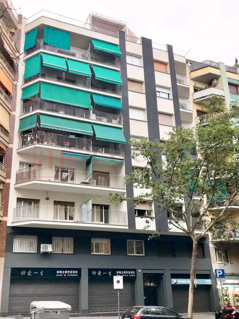 Piso con terraza en venta en Calle de Nàpols, imagen 35