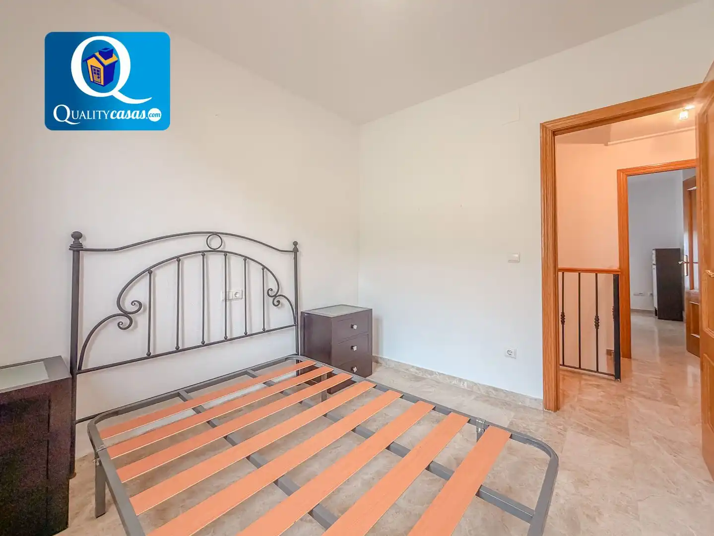 Schlafzimmer von Haus oder Chalet zum Verkauf in Mutxamel mit Klimaanlage, Terrasse und Gemeinschaftspool