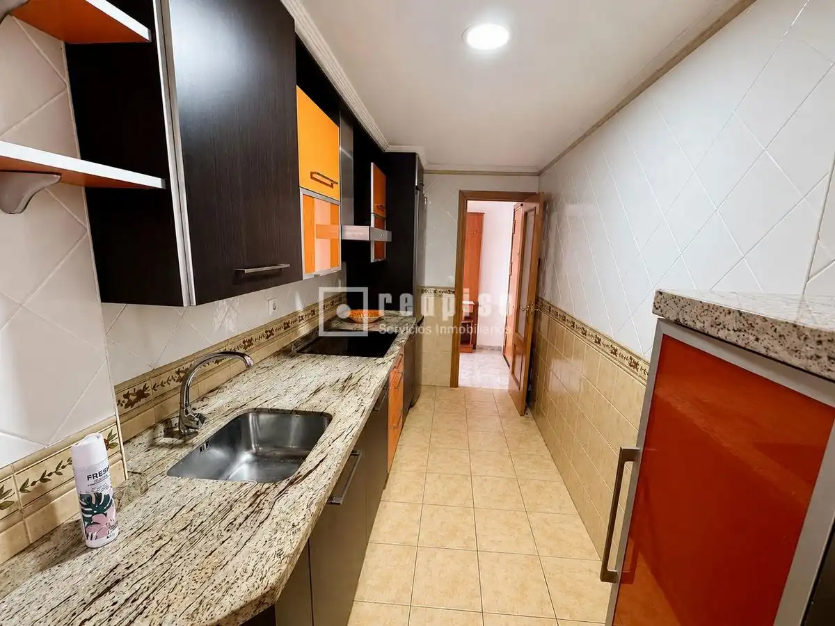 Küche von Wohnung zur Miete in Torremolinos mit Klimaanlage, Terrasse und Möbliert