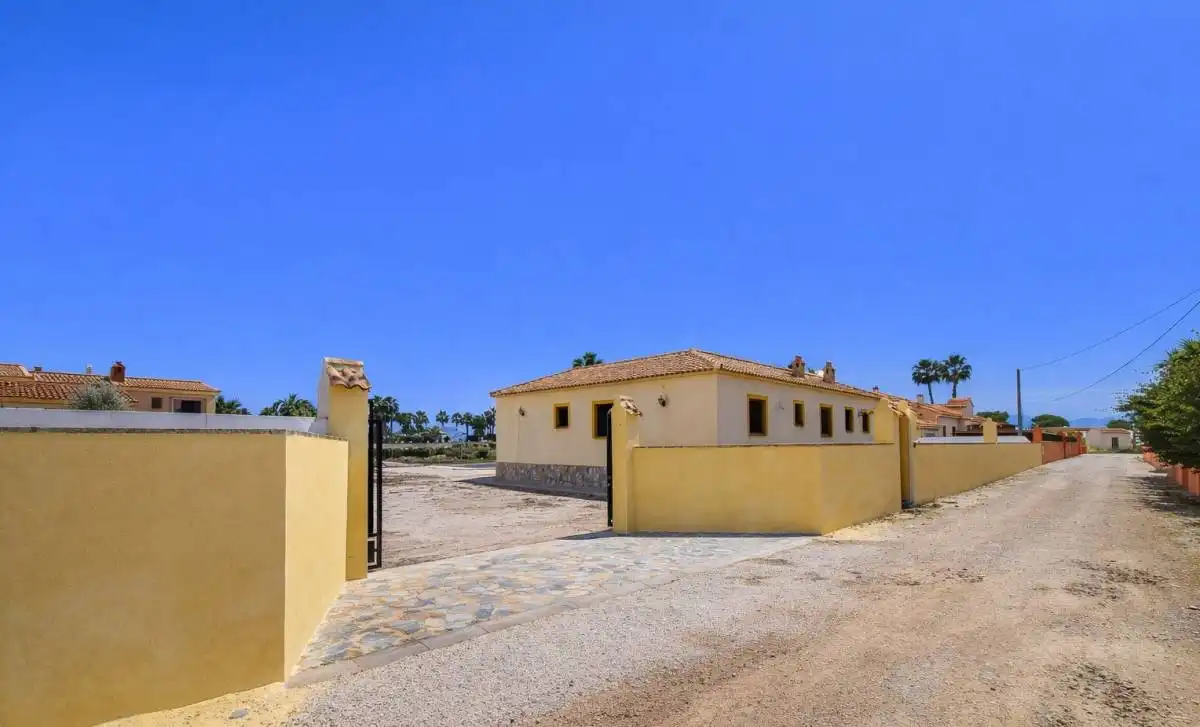 Villa con piscina in vendita a Partida Arroba de Madriguera, imagen 8