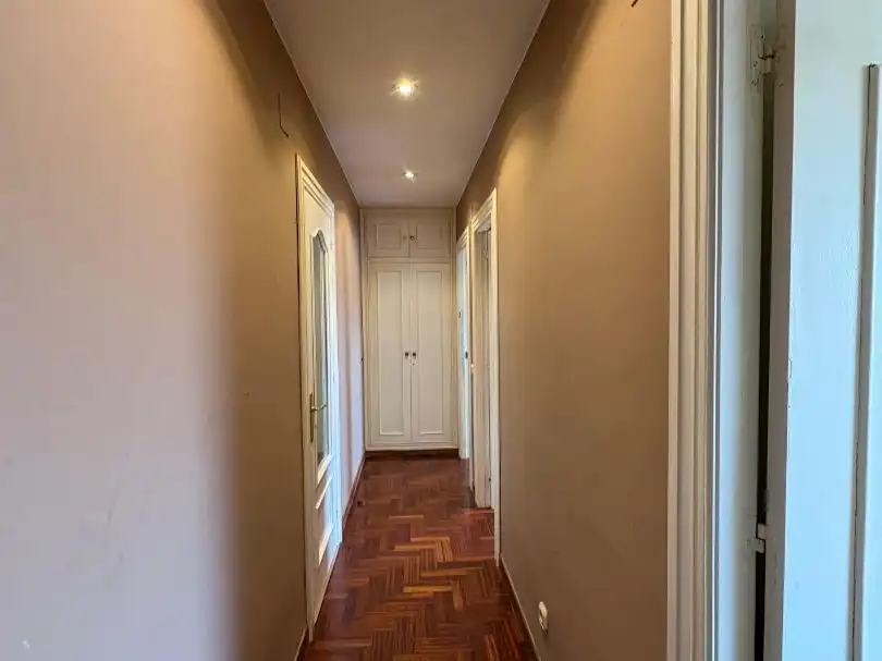 Piso en venta en Gijón  con Terraza, Piscina y Balcón