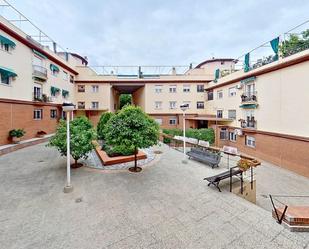 Vista exterior de Pis en venda en  Granada Capital amb Aire condicionat, Calefacció i Terrassa