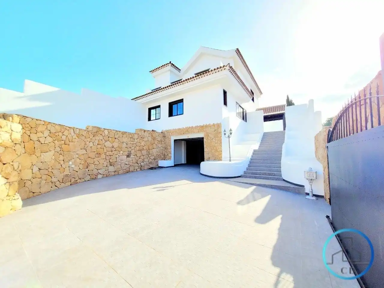 Detached house with pool for sale in Callao Salvaje - Playa Paraíso, imagen 5