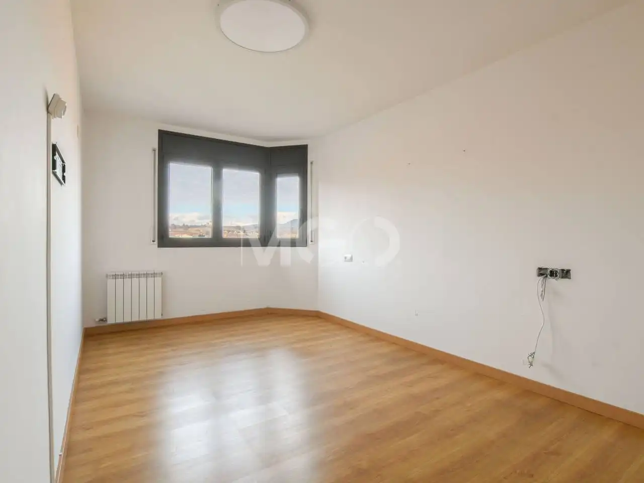 Schlafzimmer von Wohnung zum Verkauf in Manlleu mit Heizung, Parkett und Terrasse