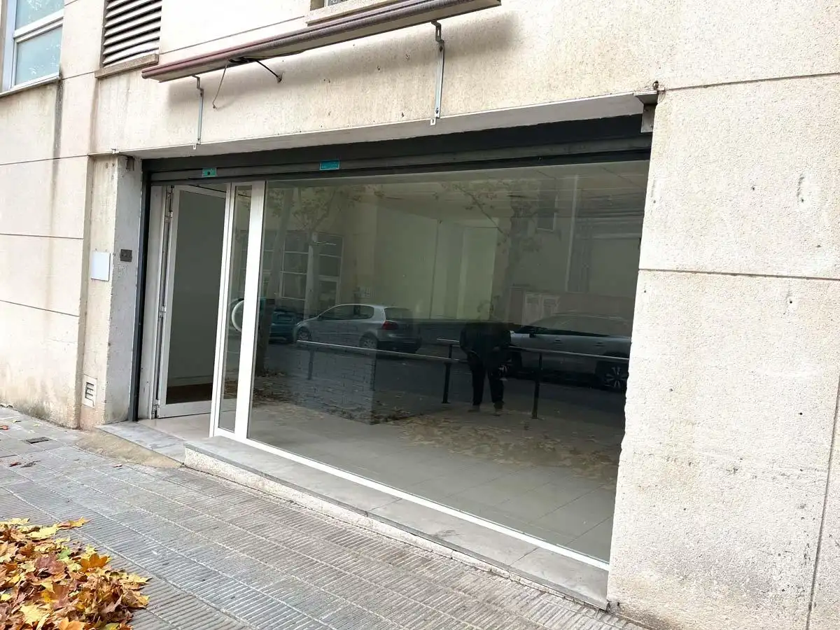 Local en venta en Igualada