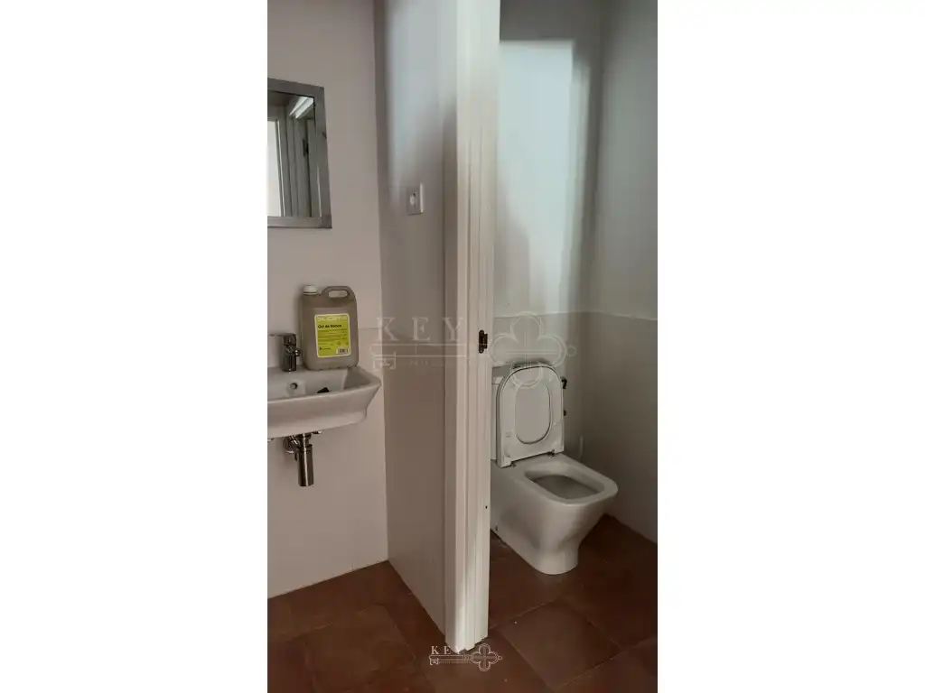 Badezimmer von Geschaftsraum zur Miete in Ciutadella de Menorca