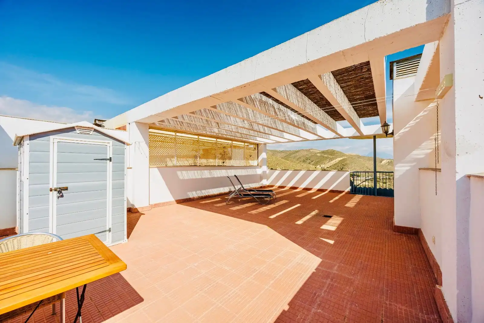 Terrasse von Dachboden zur Miete in El Campello mit Klimaanlage, Heizung und Terrasse