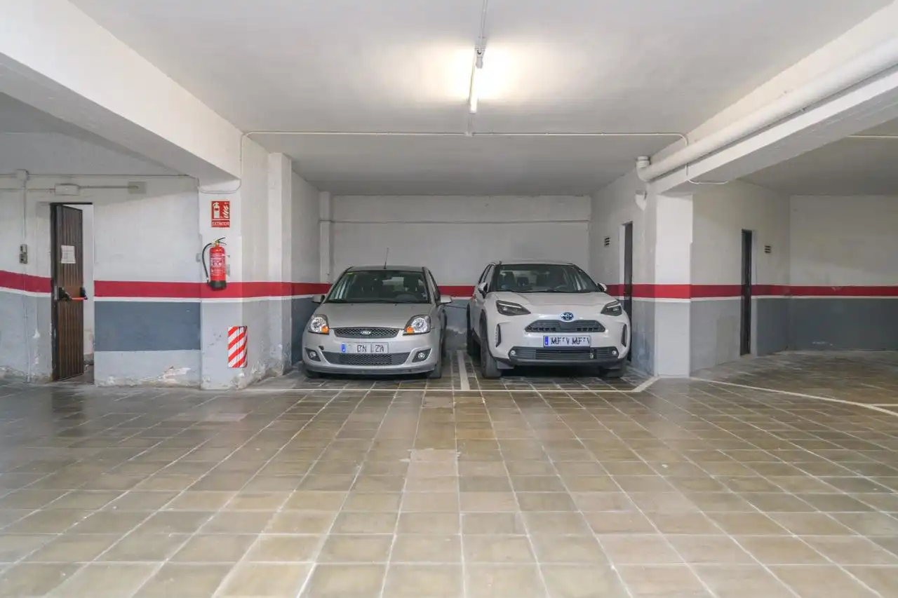 Parkplatz von Wohnung zum Verkauf in Manresa mit Heizung, Abstellraum und Balkon