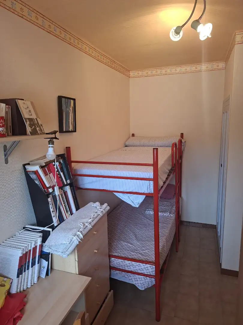Habitación de Apartamento en venta en Mont-roig del Camp con Terraza y Amueblado