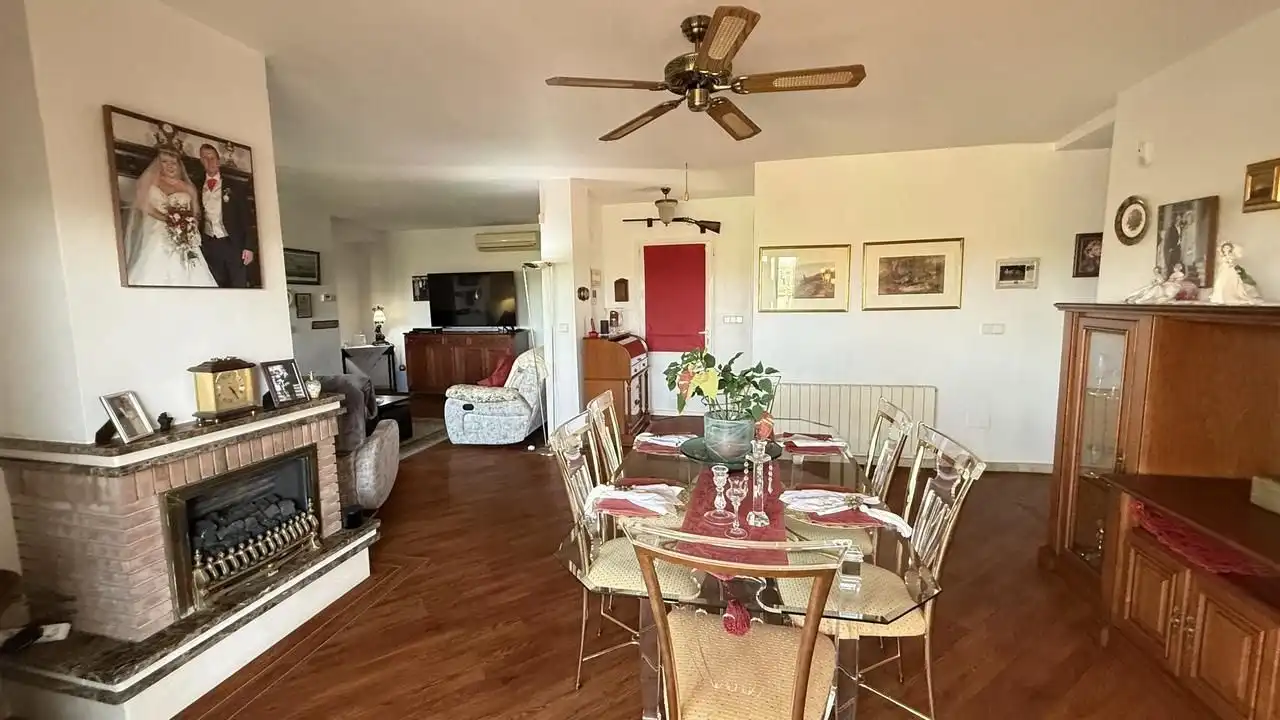 Chalet con piscina en venta en Calle Tramontana, imagen 10