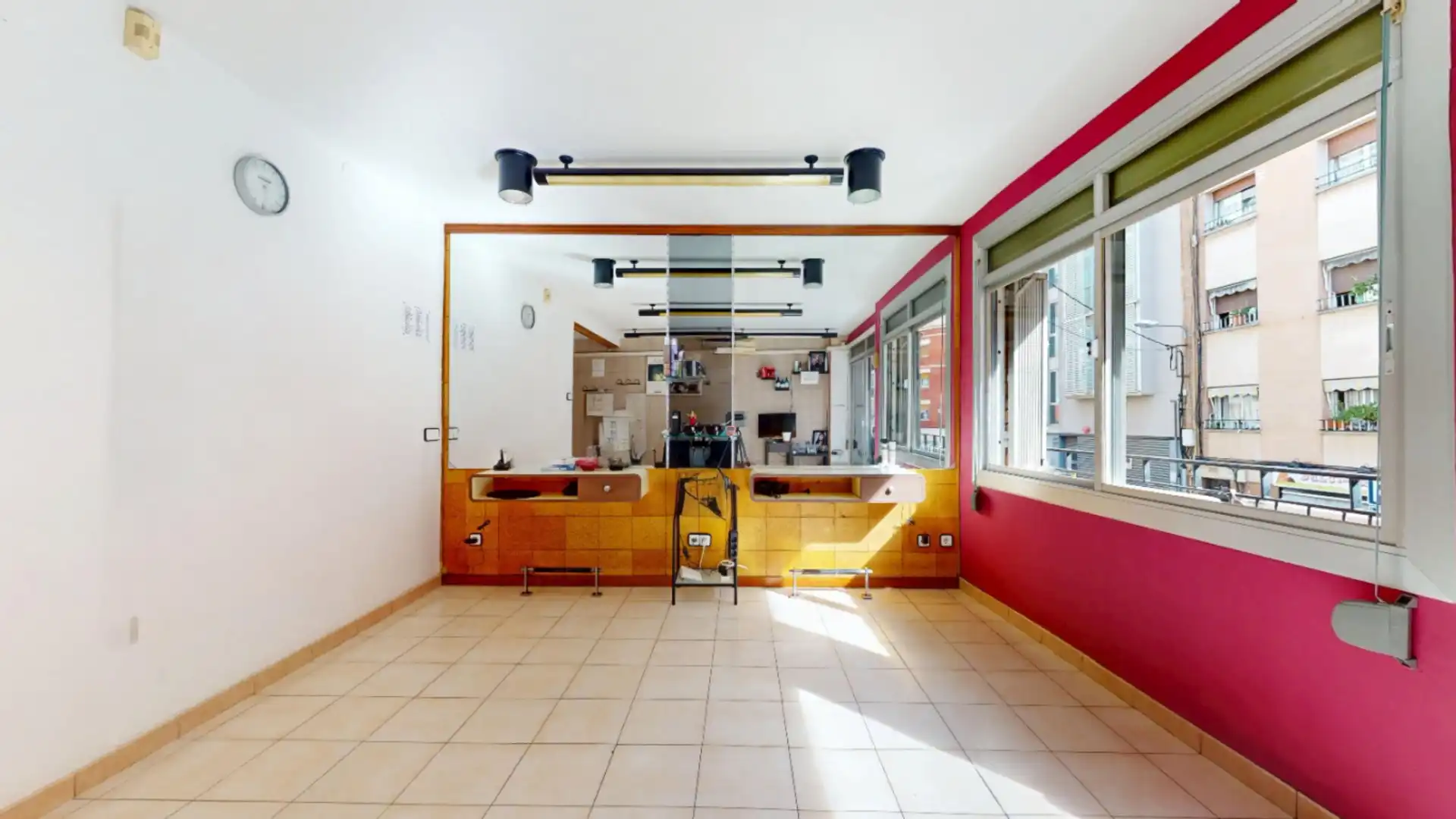 Kitchen of Flat for sale in Barcelona  with Air Conditioner, Terrace and Balcony