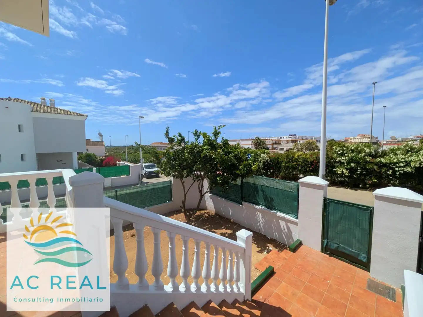 Vista exterior de Casa adosada en venta en Ayamonte con Aire acondicionado, Jardín privado y Terraza