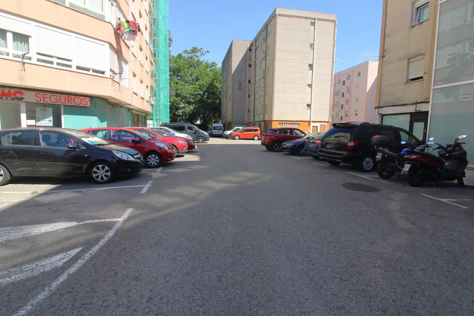 Parking de Piso en venta en Santander con Calefacción y Amueblado