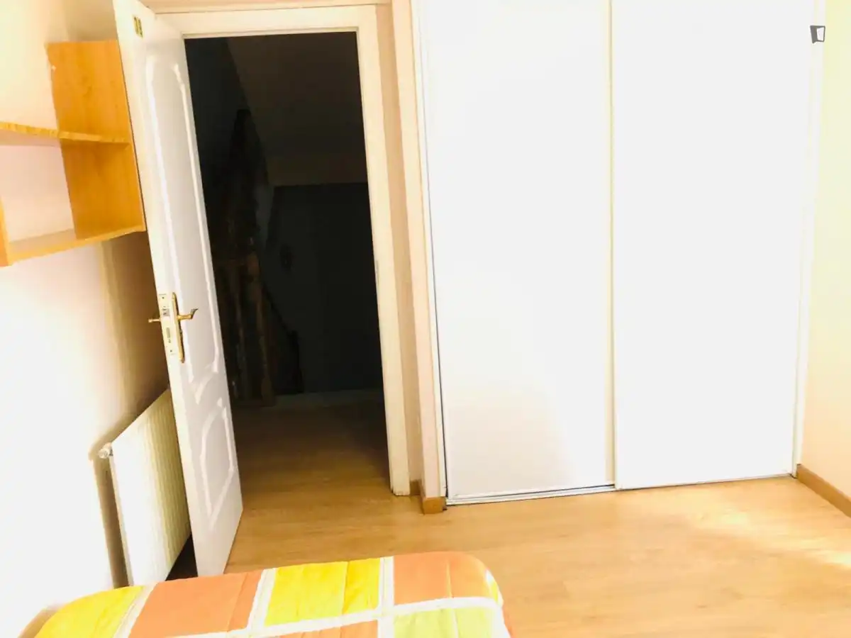 Zimmer in Villanueva de la Cañada ciudad
