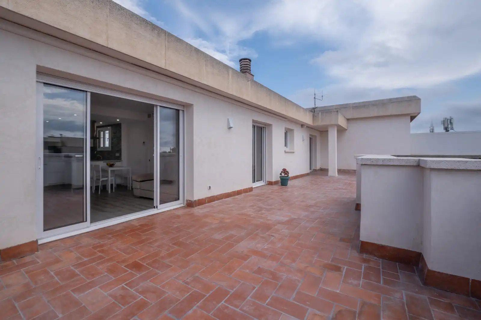 Penthouse with lift for sale in Carrer de les Sínies 30, imagen 2