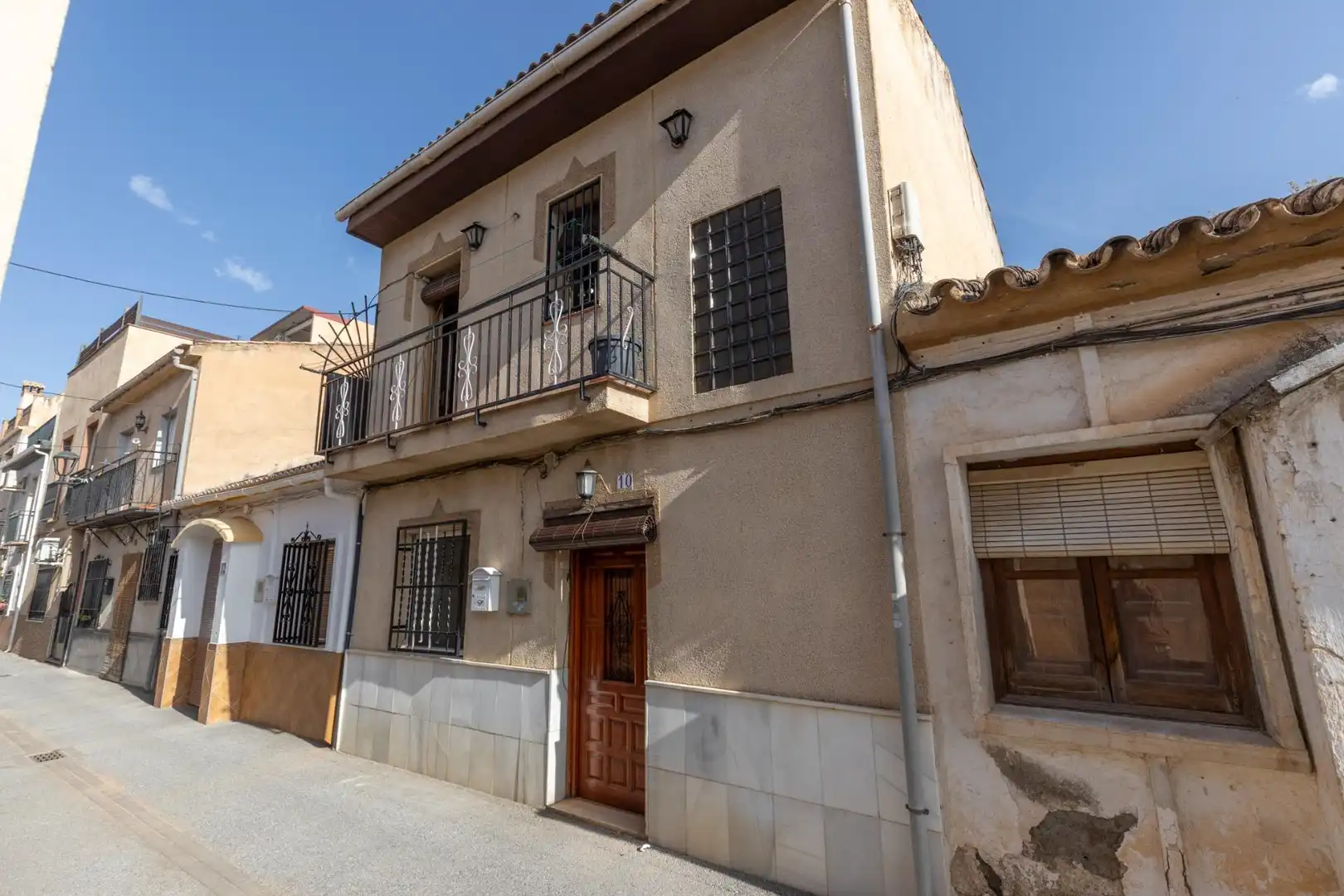 Vista exterior de Finca rústica en venda en Villa de Otura amb Aire condicionat, Terrassa i Traster