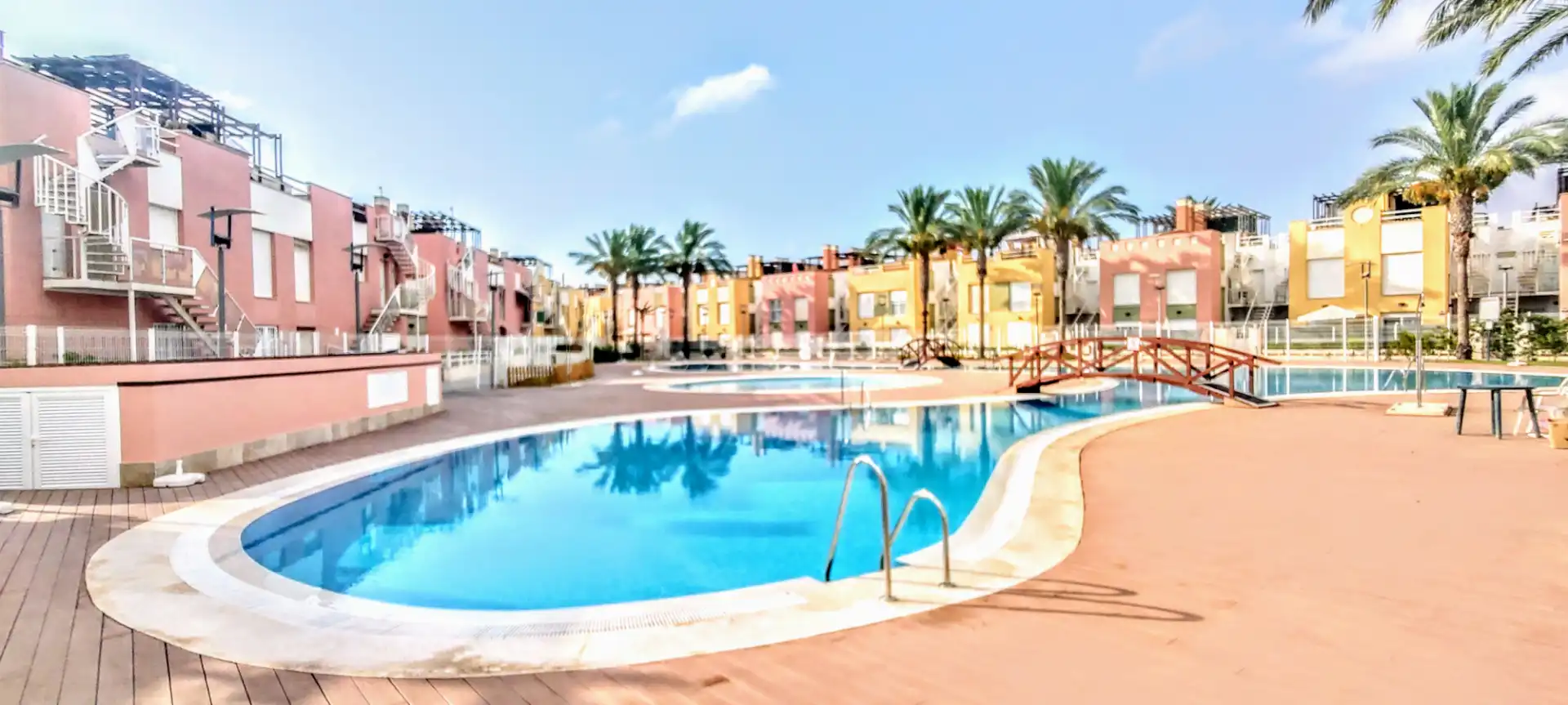Apartment with pool for sale in Calle Juan Sebastián Elcano 3, imagen 2