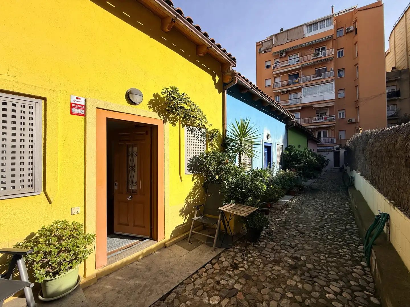 Vista exterior de Casa adosada en venta en Barcelona con Aire acondicionado, Calefacción y Parquet